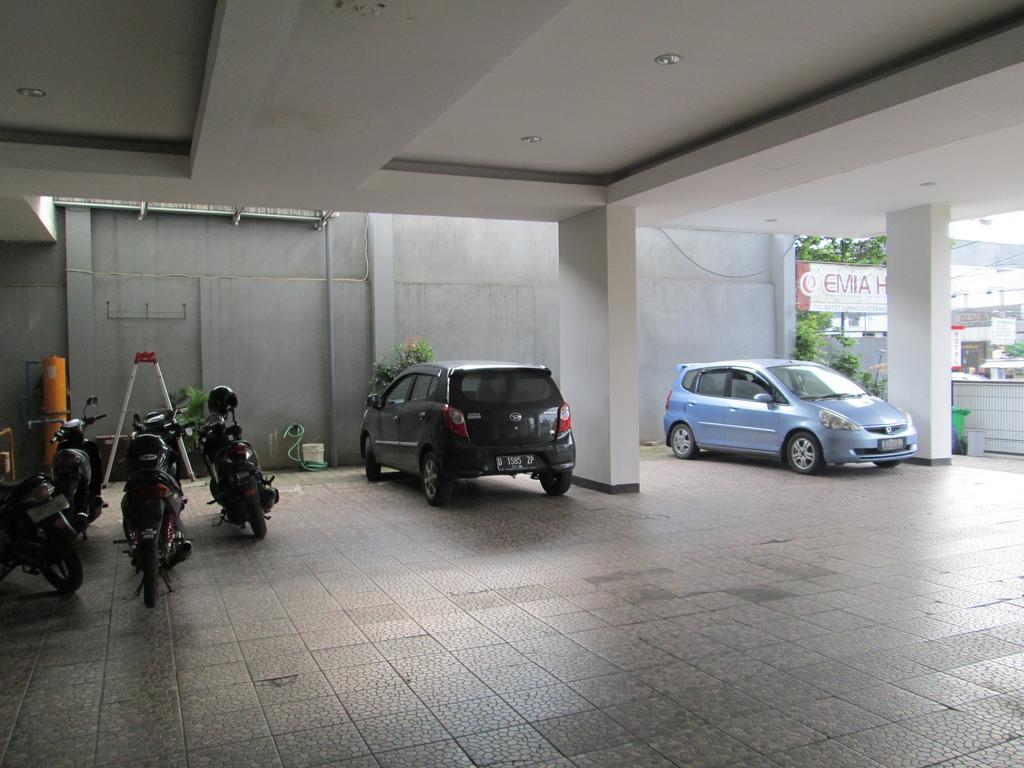 Emia Hotel Bandung Ngoại thất bức ảnh
