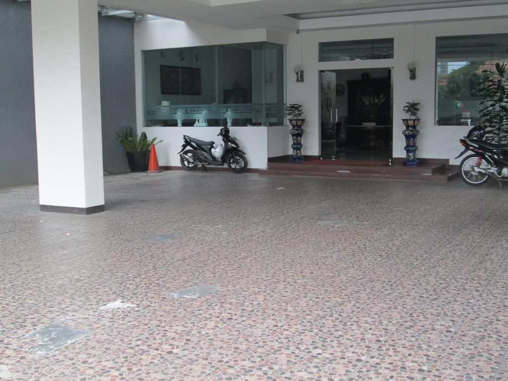 Emia Hotel Bandung Ngoại thất bức ảnh